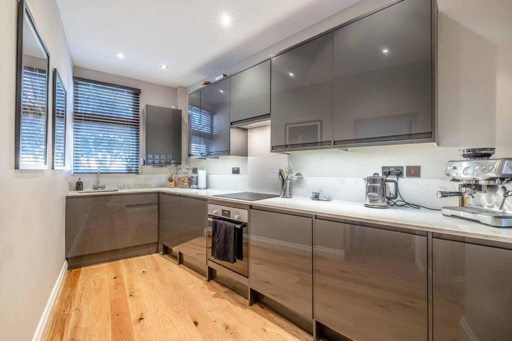 Couples Retreat - The Long Walk, Windsor Castle Apartment ภายนอก รูปภาพ