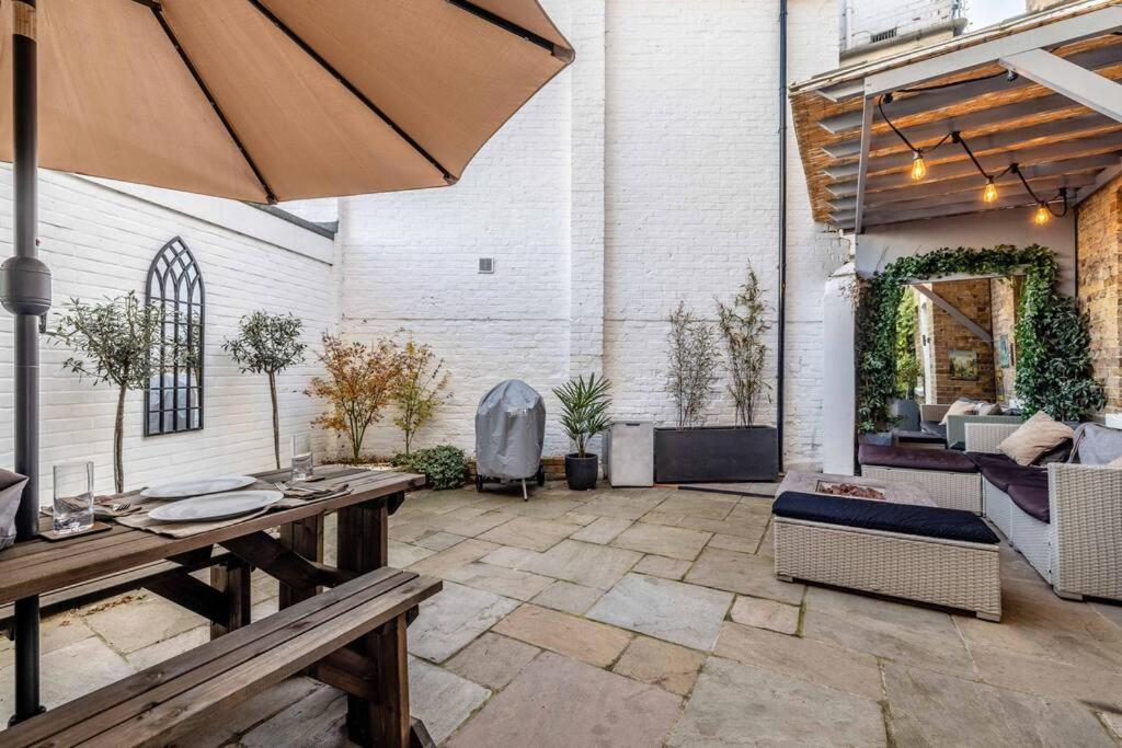 Couples Retreat - The Long Walk, Windsor Castle Apartment ภายนอก รูปภาพ